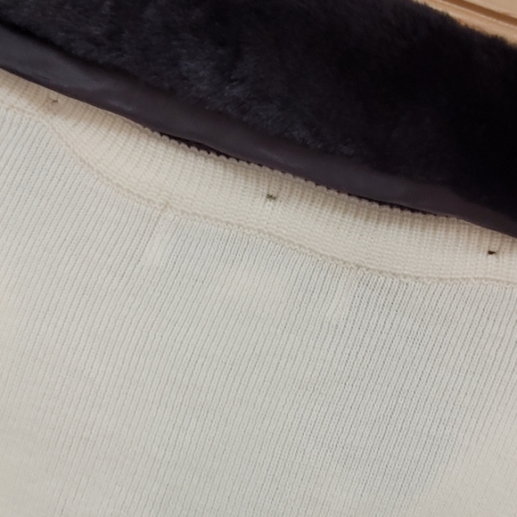 K I K I T size small with detachable collar NWT - Picture 9 of 12